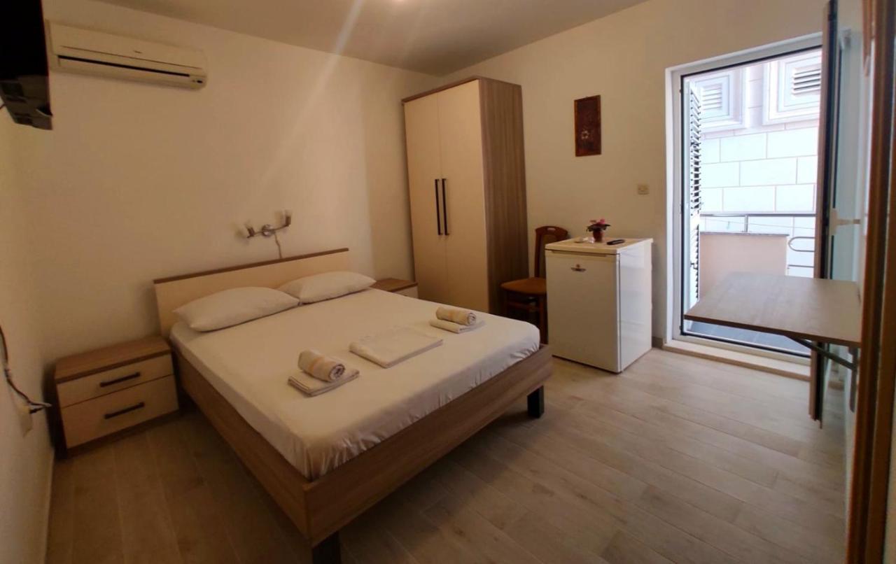 מילנה Apartments Dragica מראה חיצוני תמונה