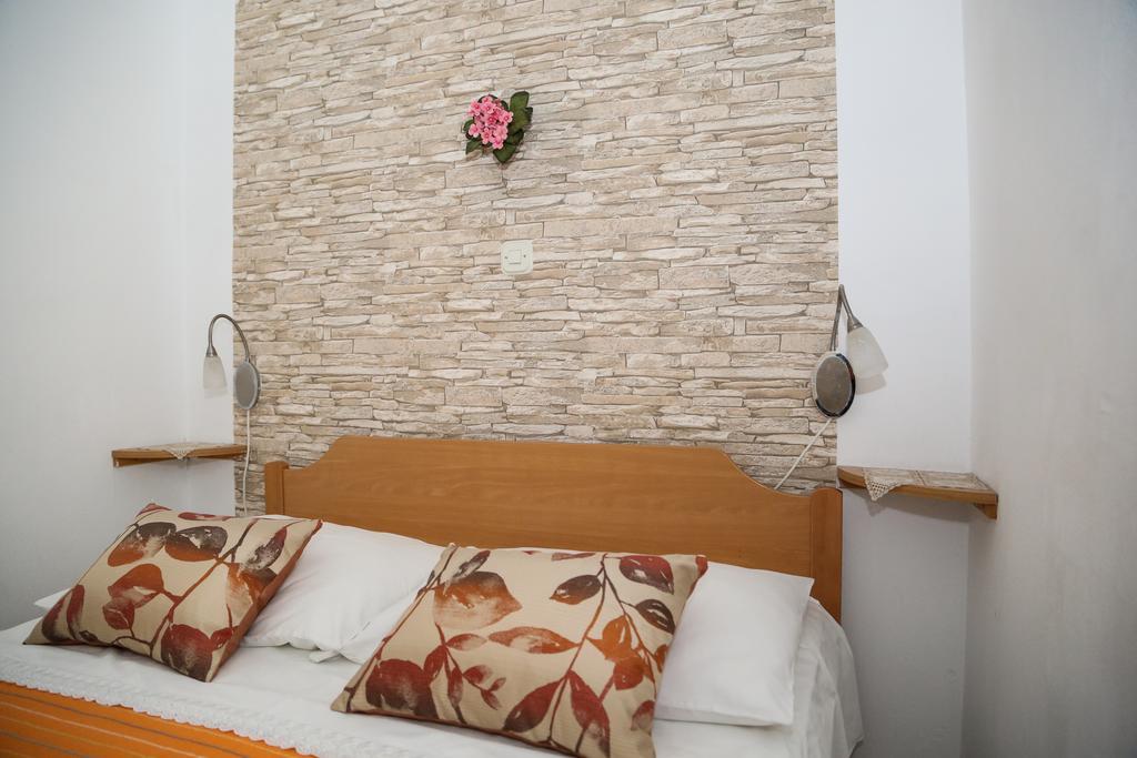 מילנה Apartments Dragica מראה חיצוני תמונה