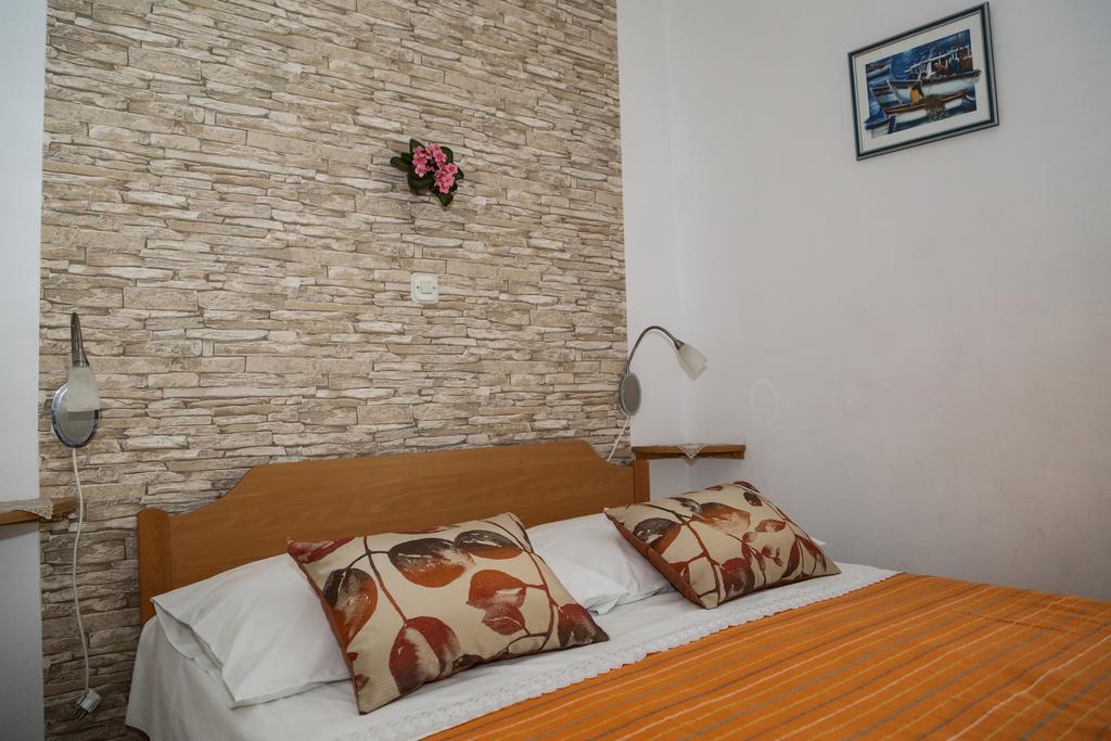 מילנה Apartments Dragica מראה חיצוני תמונה