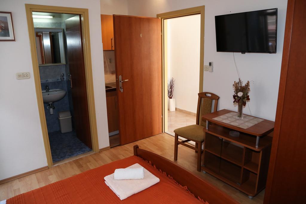 מילנה Apartments Dragica מראה חיצוני תמונה