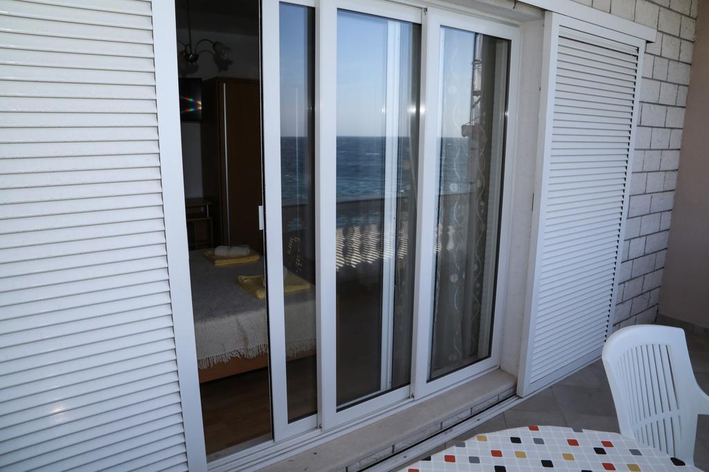 מילנה Apartments Dragica מראה חיצוני תמונה