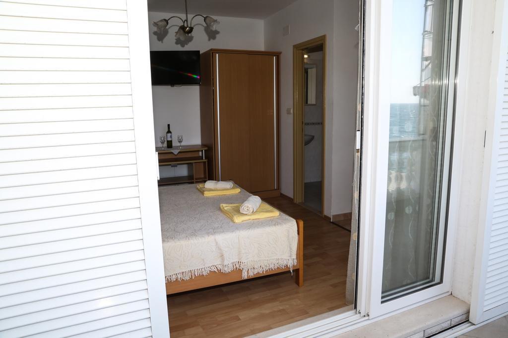 מילנה Apartments Dragica מראה חיצוני תמונה