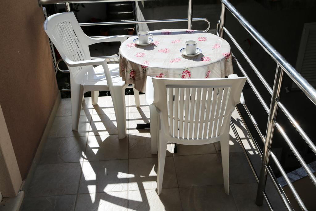 מילנה Apartments Dragica מראה חיצוני תמונה